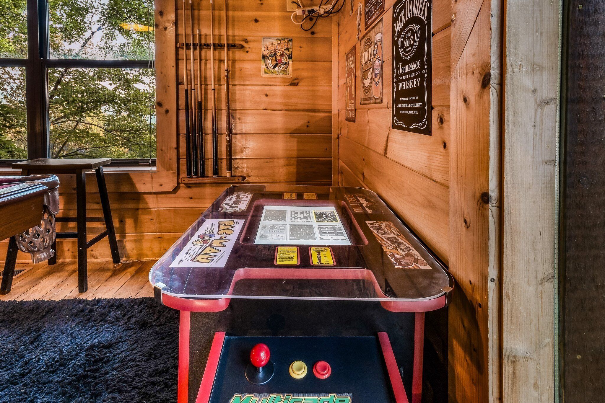 Cabane, 2 chambres | Salle de jeux