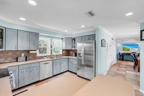 Nhà, 3 phòng ngủ | Bếp riêng | Tủ lạnh, lò nướng, dụng cụ pha cà phê/trà, lò nướng bánh mì