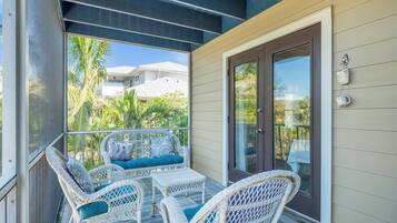 House, 3 Bedrooms | Property grounds