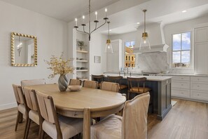 Townhome, 4 Bedrooms | Dining - Chateau Bleu 4 Bedroom Townhouse (St. George)