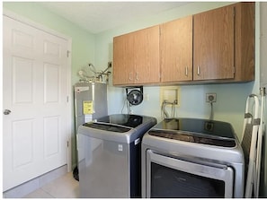 House, 3 Bedrooms | Interior