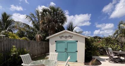 Luxury Pool Dog Friendly Central To Naples And Marco Island By Sky Run Naples 3 Bedroom Home