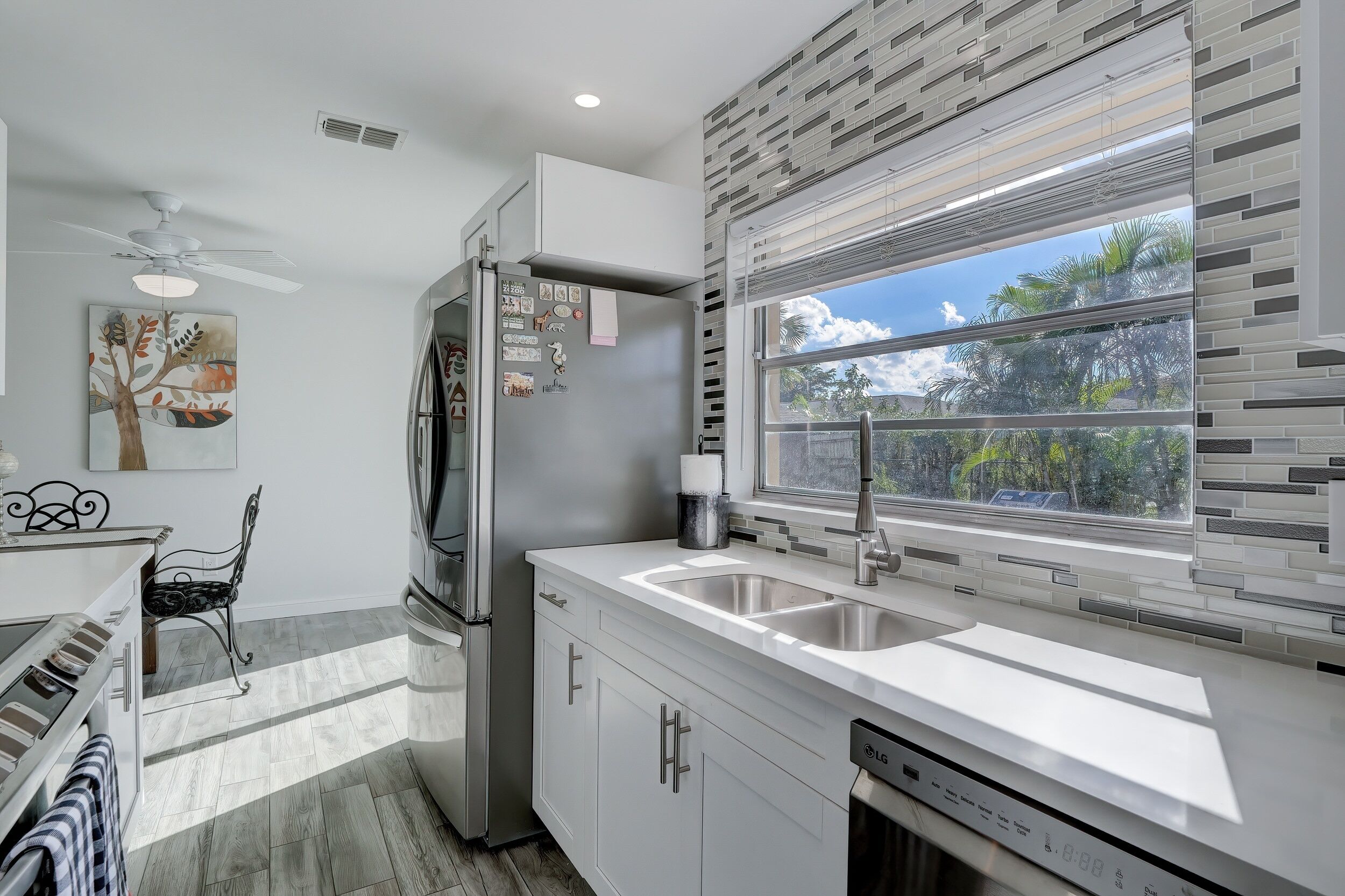 House, 3 Bedrooms | Private kitchen | Fridge, oven, coffee/tea maker, toaster