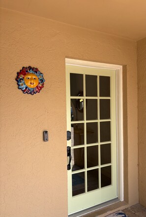 House, 3 Bedrooms | Exterior detail