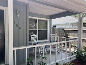 House, 4 Bedrooms | Terrace/patio