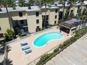 Condo, 2 quartos | Piscina | Piscina externa