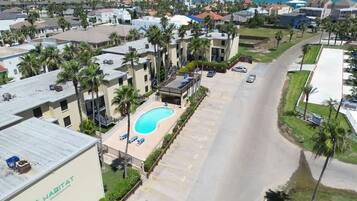 Condo, 2 Bedrooms | Exterior