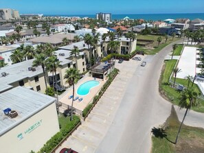 Condo, 2 Bedrooms | Exterior