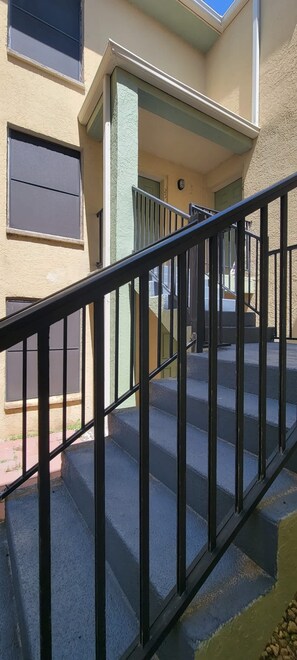 Condo, 2 Bedrooms | Exterior detail