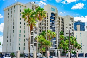 Condo, 2 phòng ngủ | Ngoại thất
