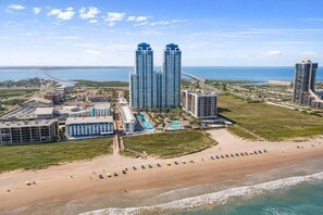 Beach - Sapphire Beach - Breathtaking 26th Floor Views 3 Bedroom Apts (South Padre Island)