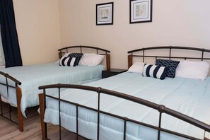 Apartment, 2 Schlafzimmer | 2 Schlafzimmer, Bügeleisen/Bügelbrett, kostenloses WLAN