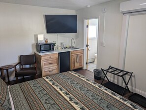 واي فاي مجانًا وملاءات أسرّة