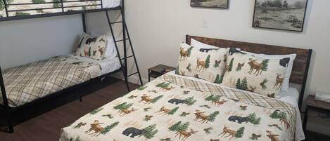 WiFi (無料)、ベッドシーツ