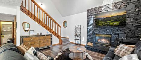 TV, fireplace, offices