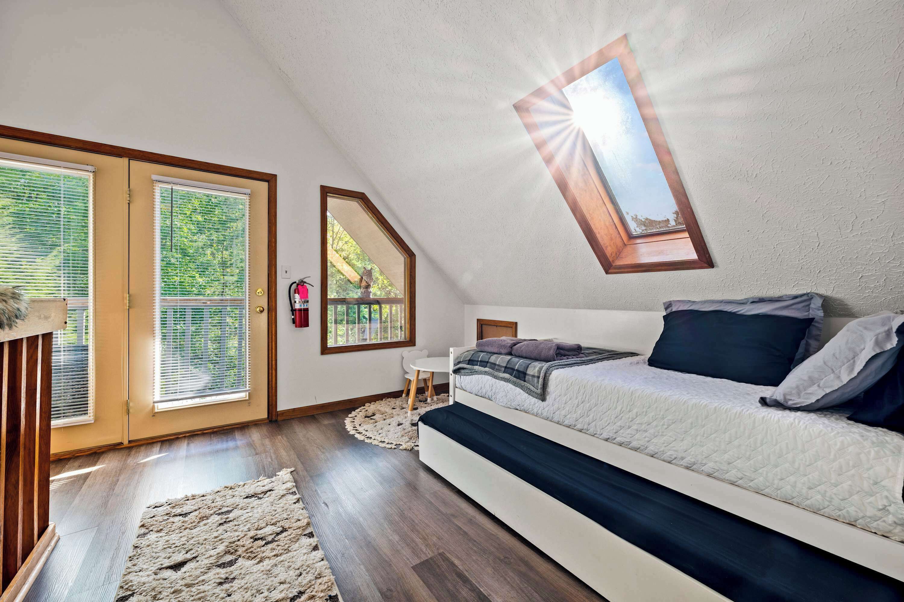 3 habitaciones, tabla de planchar con plancha, cuna de viaje y wifi 