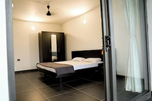 9 bedrooms, Internet, bed sheets