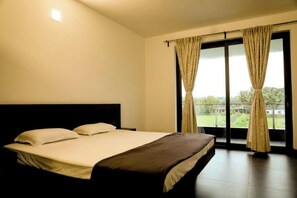 9 bedrooms, Internet, bed sheets