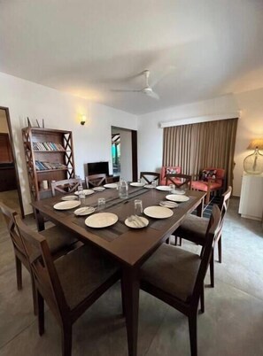 Dining - VILLA SAMAARA 4 BEDROOM WITH PRIVATE POOL (Baga)