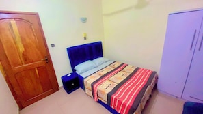 Desk, laptop workspace, iron/ironing board, free WiFi