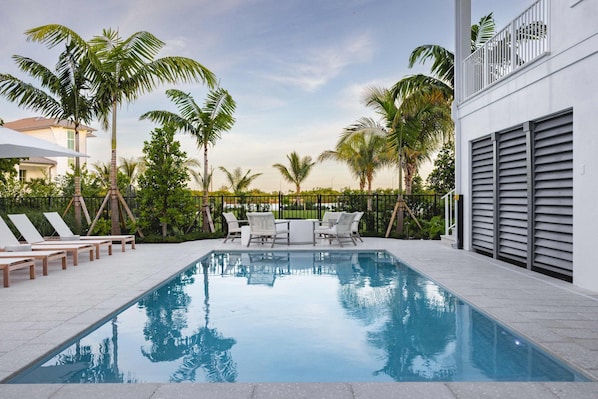 Talo | 6 makuuhuonetta, internet