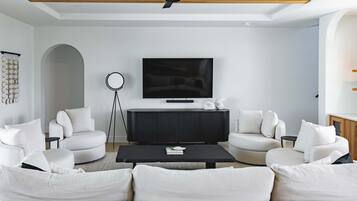 8 habitaciones y acceso a internet
