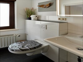 Apartment | Bathroom