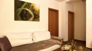 Apartment | Living room