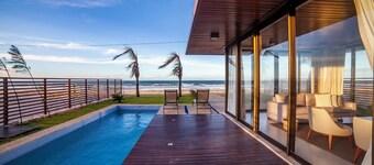 Villa Rafael Front Beach