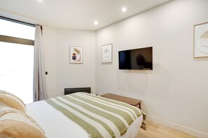 公寓 | 2 間臥室、筆電工作空間、熨斗/熨衣板、床單