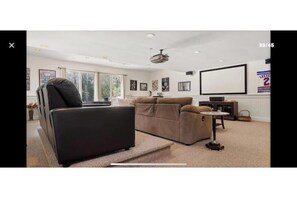 Smart TV, chimenea