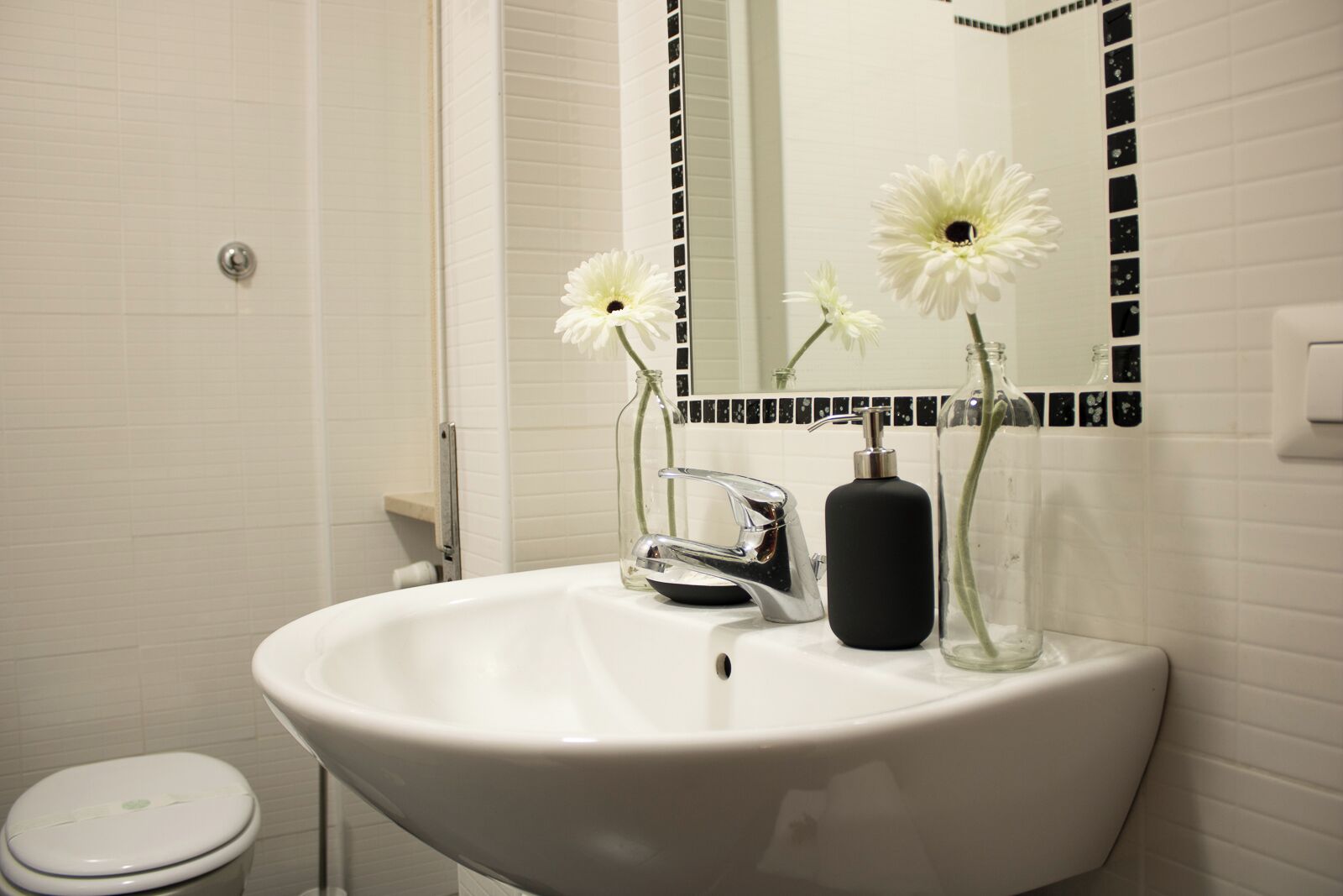 Dusche, Haartrockner, Bidet, Handtücher