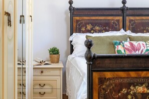 1 bedroom, iron/ironing board, bed sheets