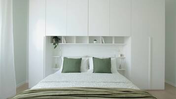 1 bedroom, iron/ironing board, free WiFi, bed sheets