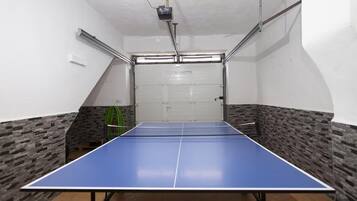 House, 5 Bedrooms, Smoking, Private Pool | Game room