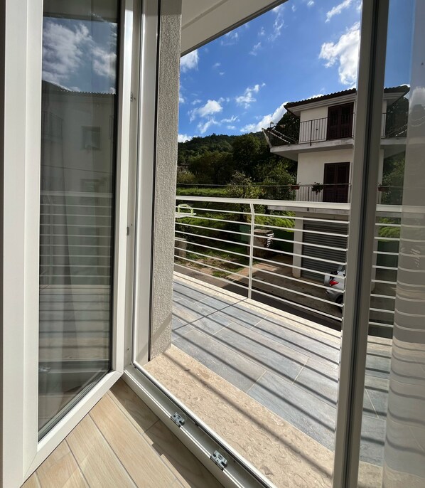 Deluxe Triple Room, Balcony