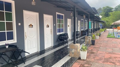 Capital O 91205 Palong Hill Chalet