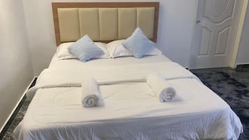 Kamar Double Deluks | Wi-Fi gratis dan seprai linen