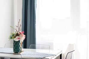 تناول الطعام