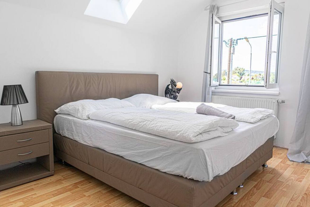 Bügeleisen/Bügelbrett, WLAN, Bettwäsche