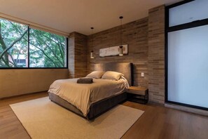 1 غرفة نوم ومكواة/لوح كي وواي فاي وملاءات أسرّة