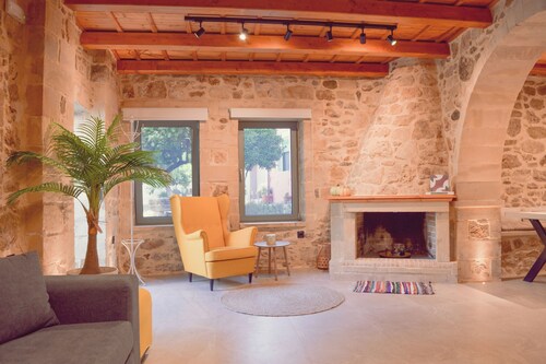 3A Tree Traditional Houses