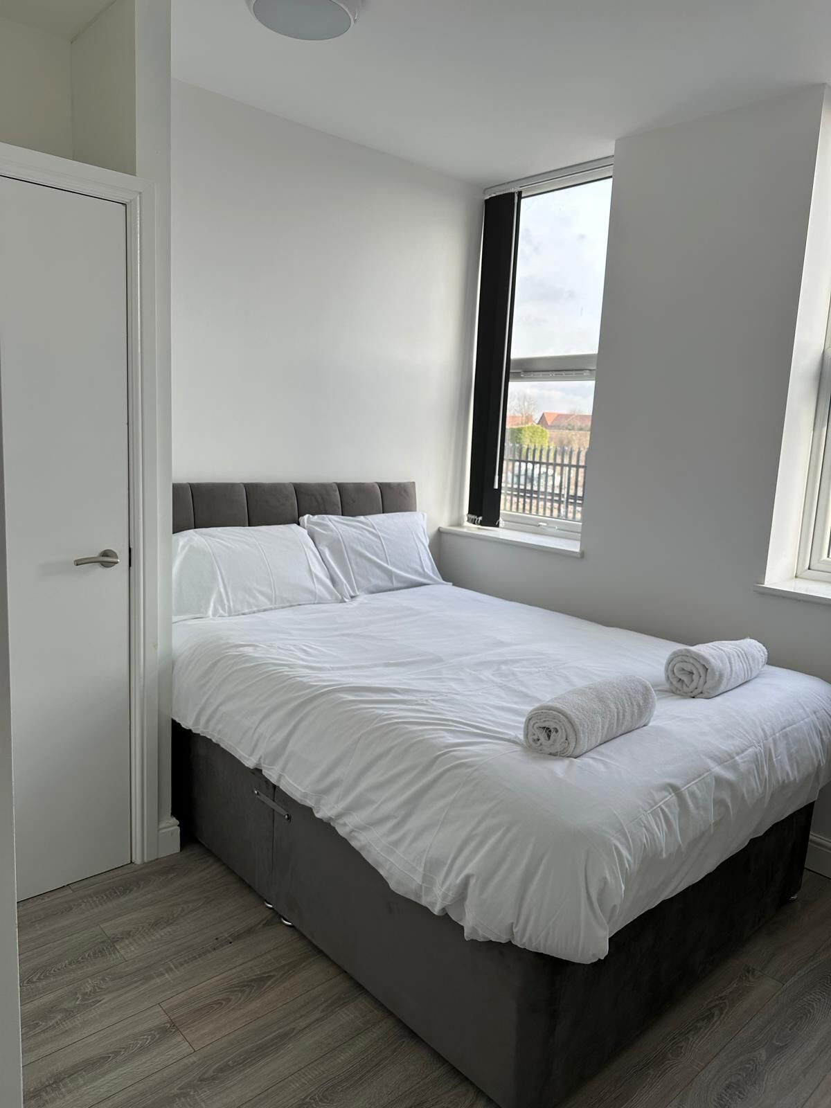 1 bedroom, internet, bed sheets