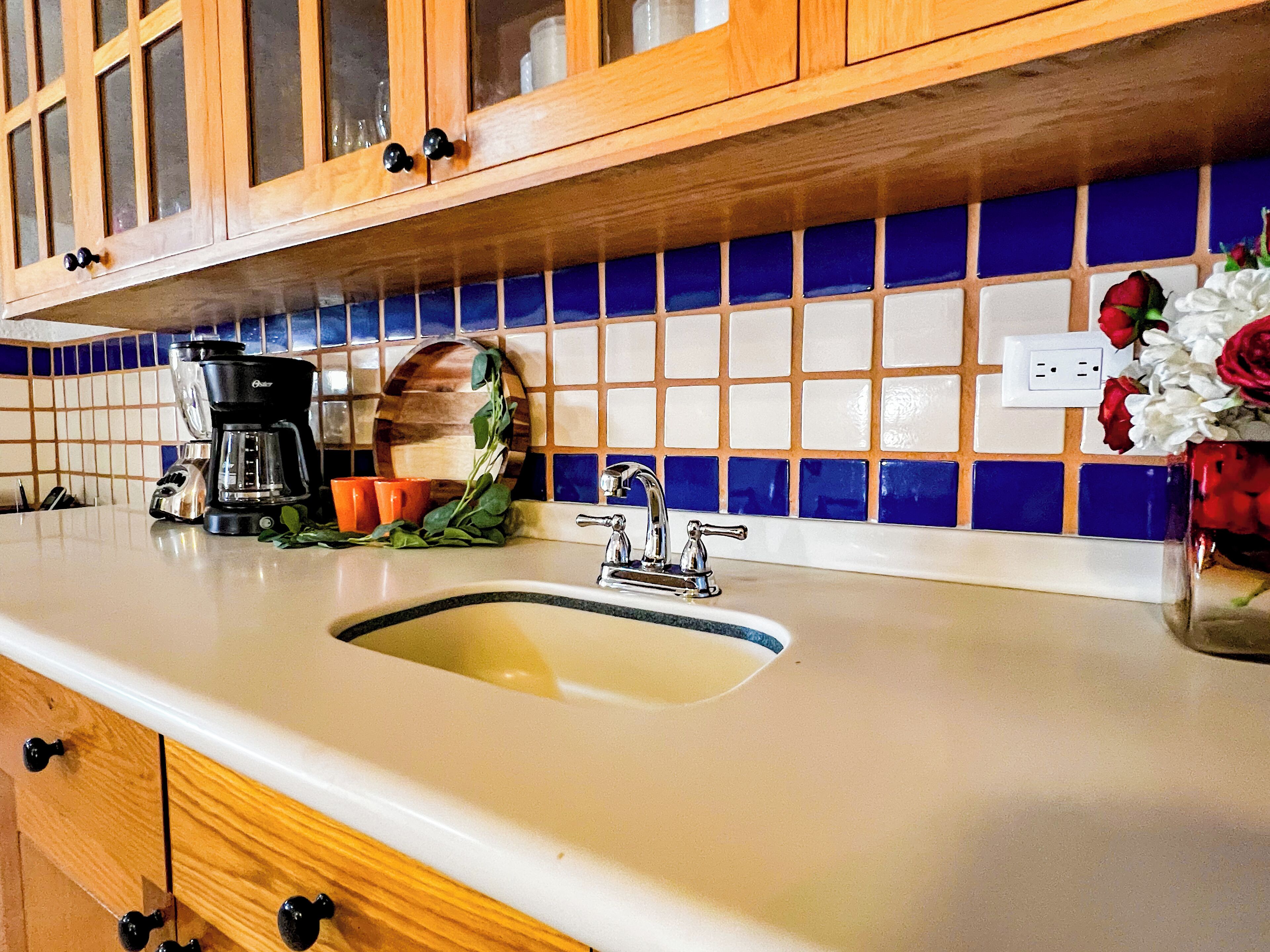 Apartment, Ocean View | Private kitchen | Full-size fridge, microwave, oven, stovetop