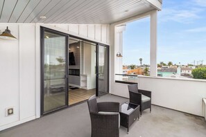Luxury-Haus, Stadtblick (4 Bedrooms) | Balkon