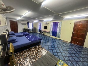 Premium Suite room | Free WiFi, bed sheets