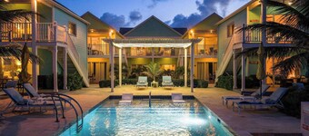 The Penthouse at The Cottages 2BR Oceanfront LUXE Condo