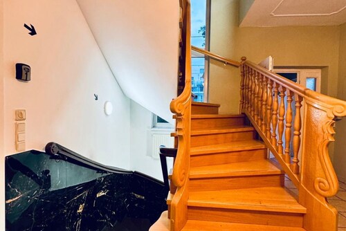 Charming Villa Hideaway | Peaceful Garden Escape