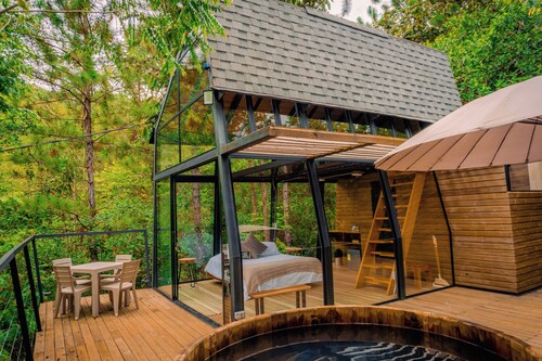 Silvery Bungalows en el Bosque