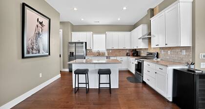 Hill Country Retreat & Casita